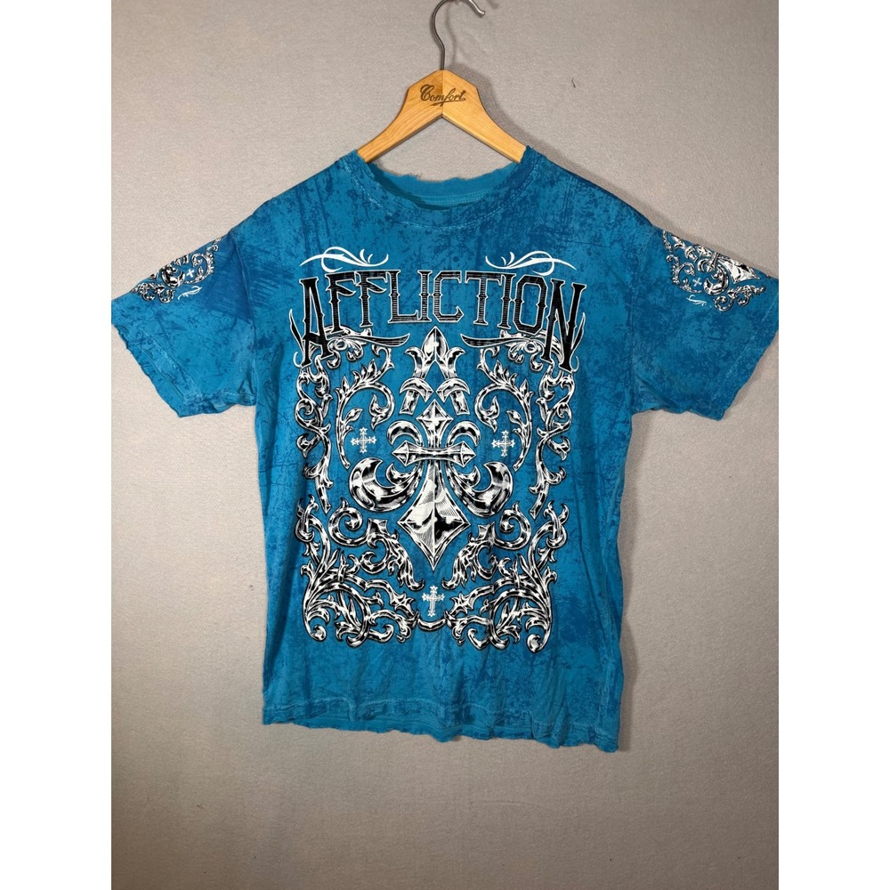 Affliction Y2K Mens M Blue Graphic T-Shirt Gothic Fleur De Lis Cross Distressed